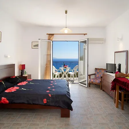 夏梦酒店 Vlachata