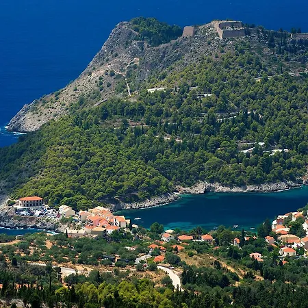 Summer Dream 2* Vlachata